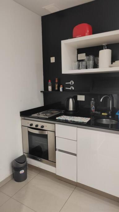 Impactante Estudio A Metros Del Solar De La Abadia Appartement *